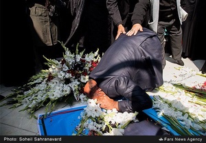 برادر شهید مجتبی صادقی در نخستین دیدار با برادرش پس از 33 سال