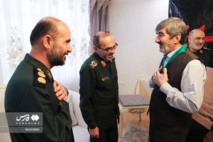 دیدار فرمانده کل سپاه با خانواده شهیدان معصومی و میرزایی