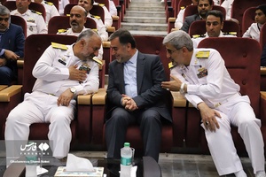 حضور استاندار مازندران در مراسم تجلیل از پرسنل و خانواده مازندرانی ناو گروه ۸۶ نیروی دریایی ارتش در نوشهر 