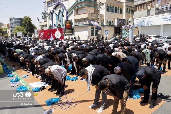نماز ظهر عاشورا در استان ها /ارومیه