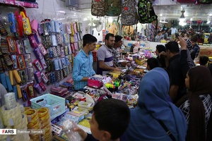 بازار لوازم التحریر در آستانه سال تحصیلی جدید