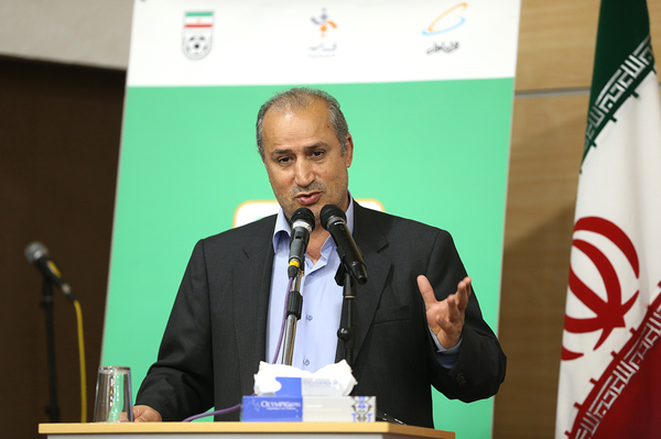مهدی تاج، تاج