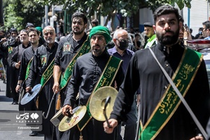 عزاداری ظهر تاسوعا در حسینیه کربلایی ها
