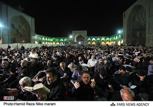 مراسم احیای شب بیست و یکم ماه مبارک رمضان در مسجد جامع اصفهان