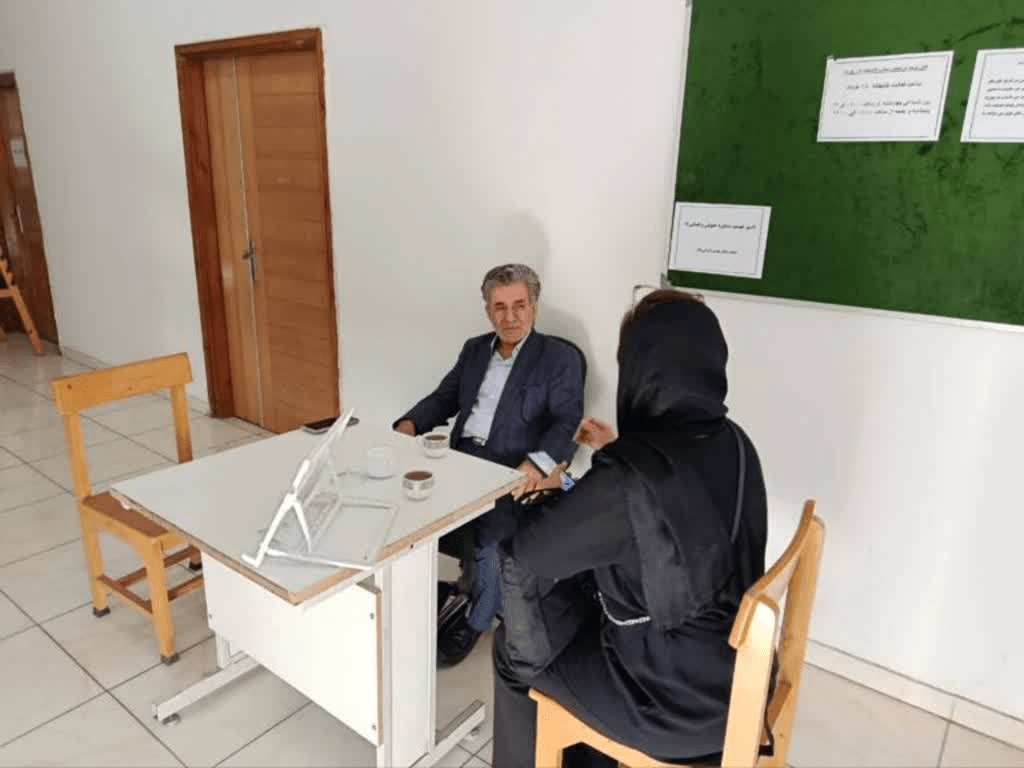 برگزاری میز خدمت مشاوره حقوقی همزمان با هفته دفاع مقدس