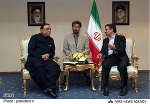 دیدار رییس جمهور پاکستان با محمود احمدی نژاد
