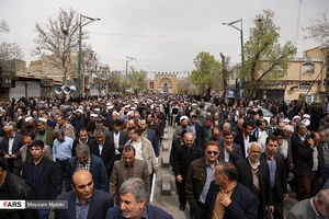 تشییع پیکر آیت الله باریک بین در قزوین