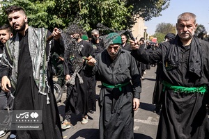 عزاداری ظهر تاسوعا در حسینیه کربلایی ها