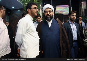 حجت‌الاسلام شهاب مرادی و محمدرضا شفیعی تهیه‌کننده فیلم سینمایی«هیهات» در اکران خصوصی 