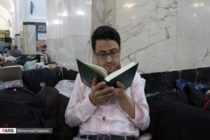 مراسم معنوی اعتکاف در حرم مطهر رضوی
