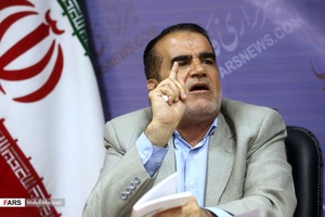 نمازی عضو شورای مرکزی حزب کارگزاران در میزگرد بررسی تحزب در ایران 
