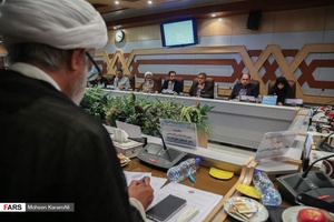هم اندیشی بازخوانی اندیشه های امام خامنه ای 
