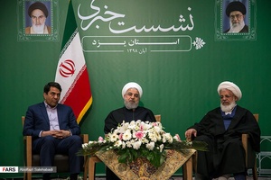 نشست خبری رئیس‌جمهور با اصحاب رسانه در یزد