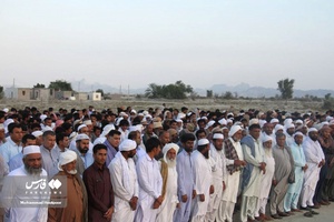 آئین تشییع پیکر شهید عارف هوتی در «زَرآباد»
