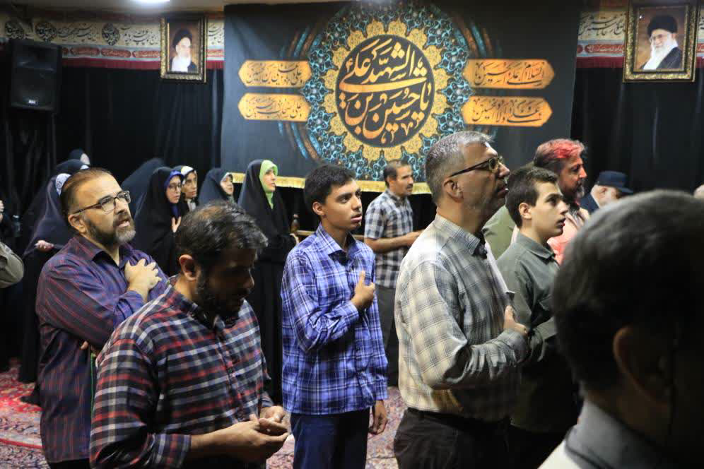 تجلیل کانون ایثار و شهادت منطقه ۱۴ از خانواده شهید جنگ‌ رمضان، سیدمهدی حسینی