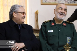 دیدار فرمانده کل سپاه با خانواده شهیدان معصومی و میرزایی