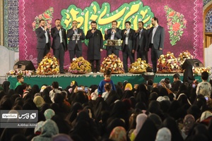 اجرای گروه سرود باب الحوائج در جشن شام ولادت امام زمان (عج)در حرم مطهر عبدالعظیم حسنی (ع)