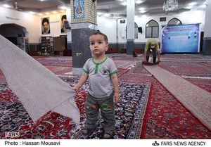 غبارروبی مساجد در استقبال از ماه مهمانی خدا