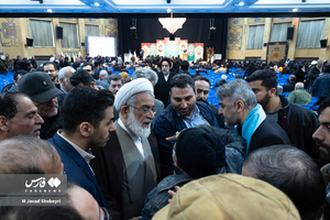 دیدار و گفت‌وگوی رئیس دیوان عالی کشور با خانواده شهدای پایتخت در حاشیه مراسم یادواره.