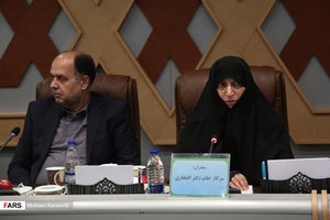 هم اندیشی بازخوانی اندیشه های امام خامنه ای 