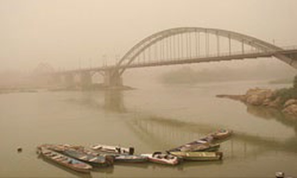 گرد و غبار در شهر اهواز