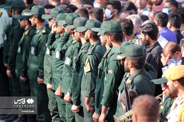 تشییع و خاکسپاری پیکر سردار شهید لجم اورک در ایذه