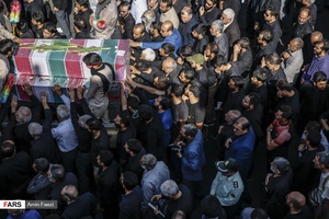 تشییع لاله‌ها در بهشت حرم