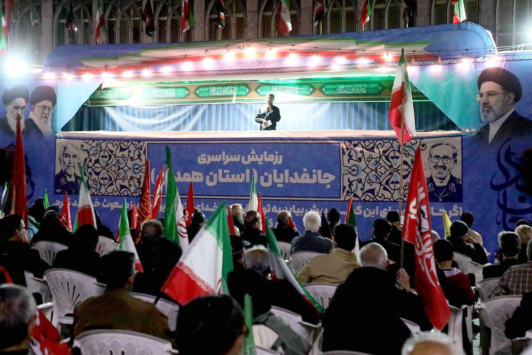 مقاومت و ایستادگی، عزت و انسجام ملی برای ایران به ارمغان آورده است