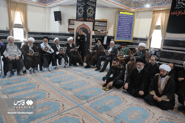 پیکر «آیت‌الله شبیری‌زنجانی» در حرم بانوی کرامت آرام گرفت
