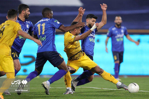 استقلال و سپاهان