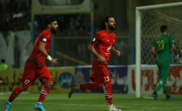 نفت مسجد سلیمان و تراکتور 
