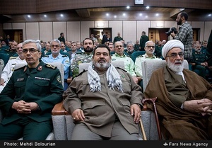 حجت الاسلام محمدی گلپایگانی رئیس دفتر مقام معظم رهبری،سرلشکر فیروز آبادی و سرلشکر باقری رئیس جدید ستاد کل نیروهای مسلح 