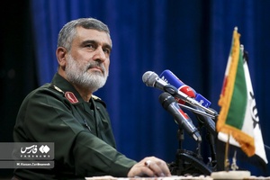 پرسش سوال از سردار امیرعلی حاجی‌زاده فرمانده نیروی هوافضای سپاه توسط دانشجویان دانشگاه علم و صنعت