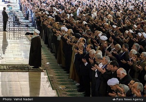 اقامه نماز جمعه تهران به امامت آیت‌الله کاظم صدیقی در مصلی امام خمینی(ره)
