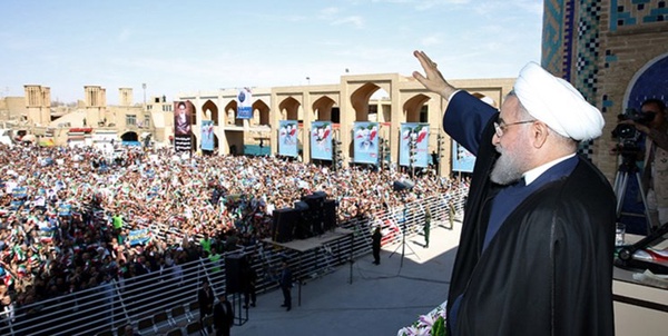 حسن روحانی در یزد