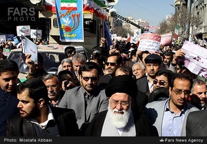 آیت الله علم الهدی در راهپیمایی یوم الله22بهمن