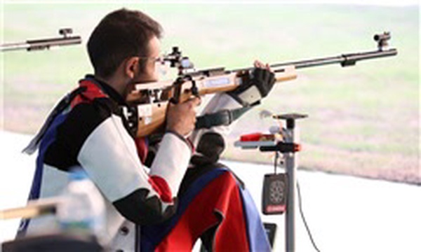 پوریا نوروزیان تیراندازی
