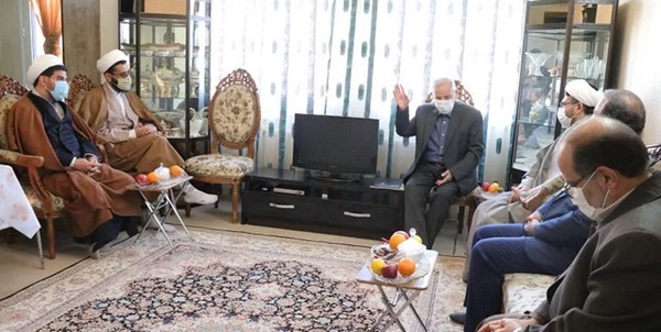 تجلیل از پیرغلامان