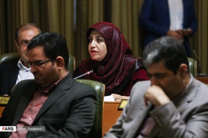 سخنرانی الهام فخاری در جلسه شورای شهر تهران / سه شنبه 7 خرداد