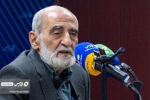 حسین شریعتمداری فعال رسانه و مدیر مسئول موسسه کیهان