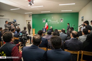 نشست خبری رئیس‌جمهور با اصحاب رسانه در یزد
