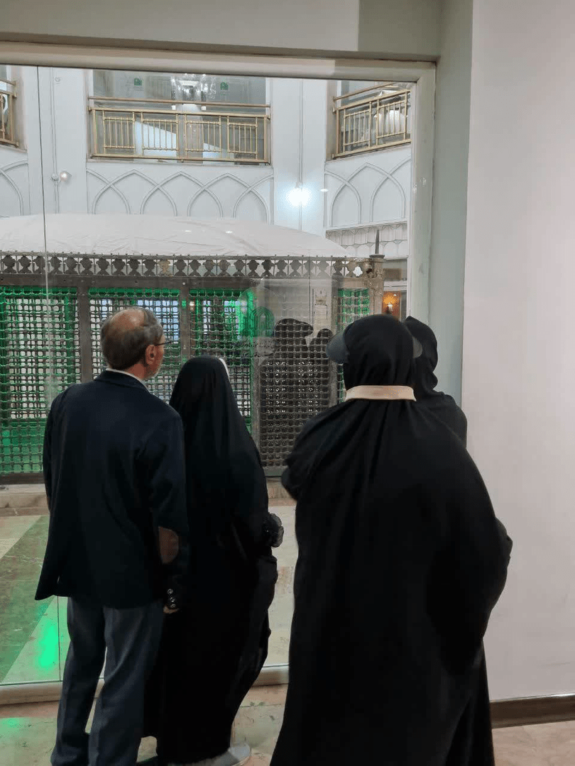 ۳۰ زائراولی از منطقه ۱۴ میهمان بارگاه حضرت علی ابن موسی الرضا(ع) شدند