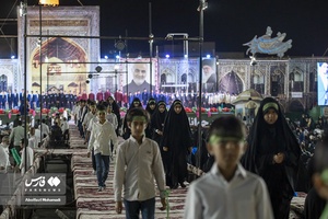 کاروان «زیر سایه خورشید» میهمان مردم یزد