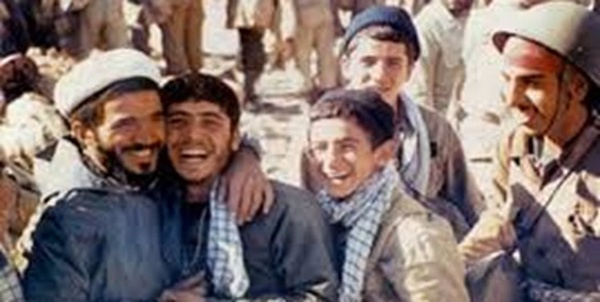 نقش روحانیت در دفاع مقدس