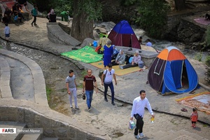 مسافران تابستانی در گنجنامه همدان