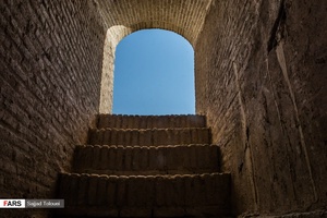 کاروانسرایی در دشت طلایی ری