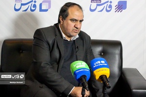حضور احمد صادقی در غرفه فارس در چهارمین روز از نمایشگاه رسانه‌های ایران