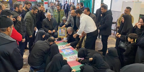 شهیدان کریمی و آقازاده در معراج الشهدای قم