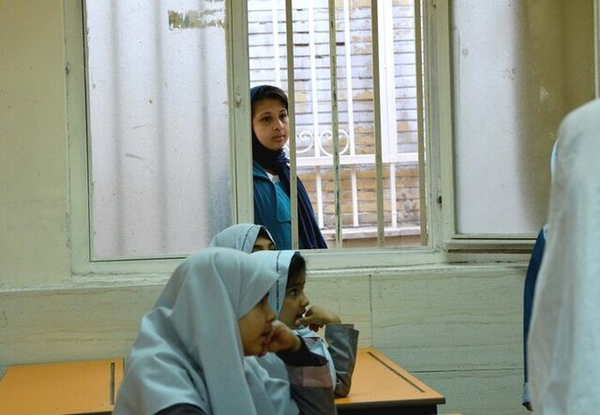 بازمانده از تحصیل