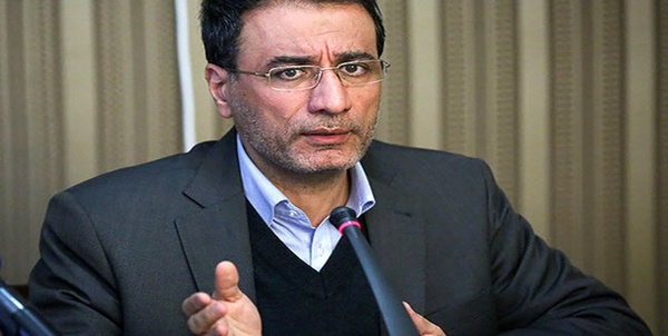 رضا فرجی دانا 